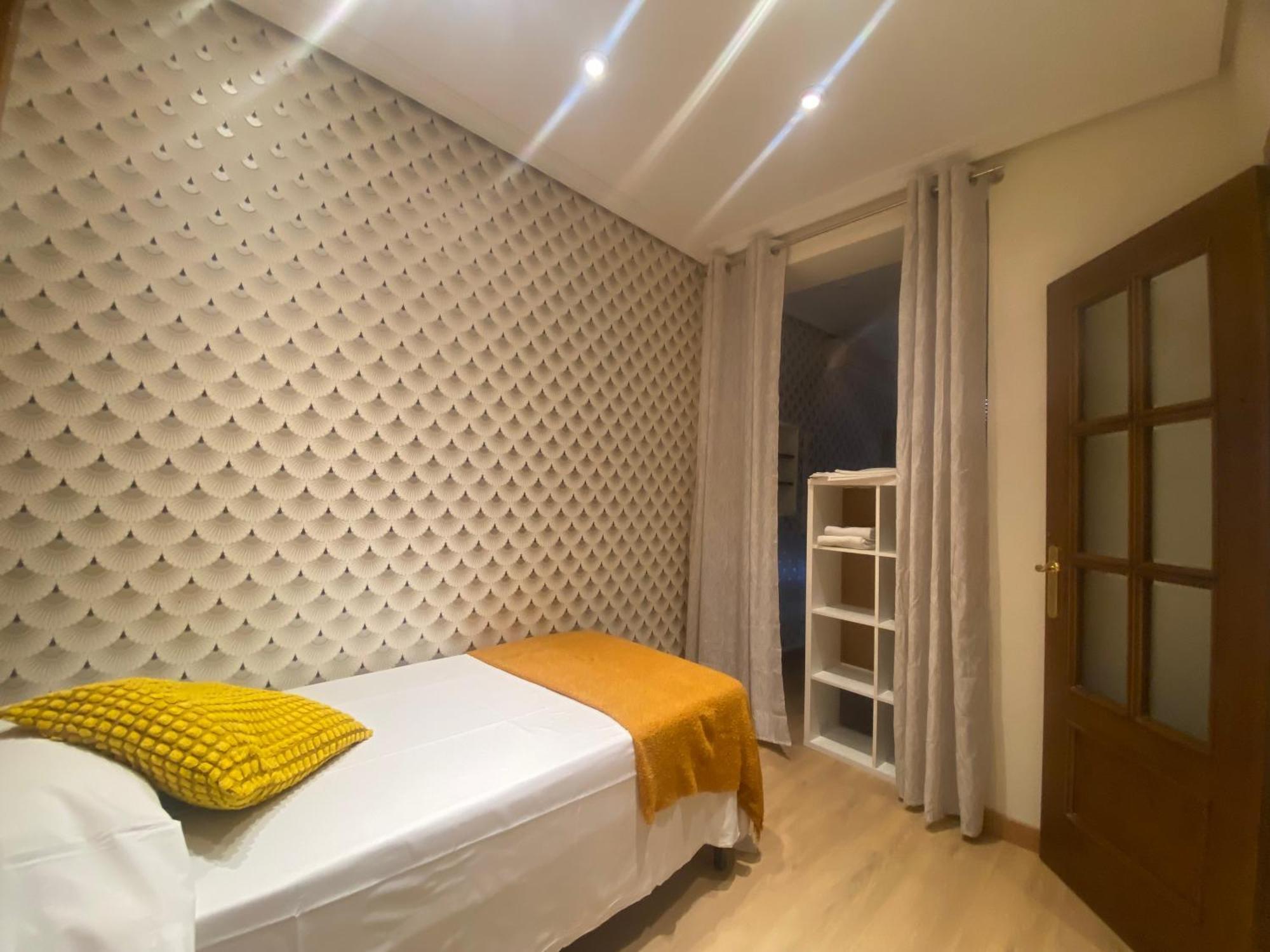 Apartamento El Jardin Del Angel Ferrocarril Madrid Exterior foto